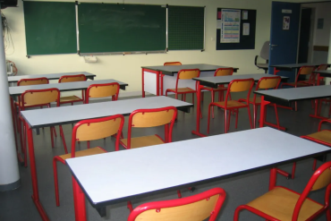 photographie d'une salle de classe